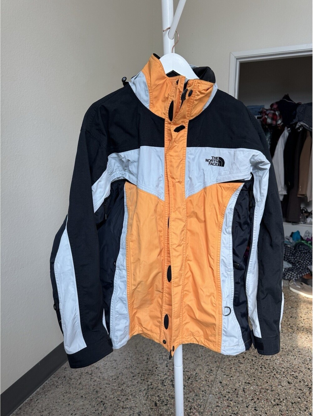 North Face Men’s Jacket Sz L Large Windbreaker